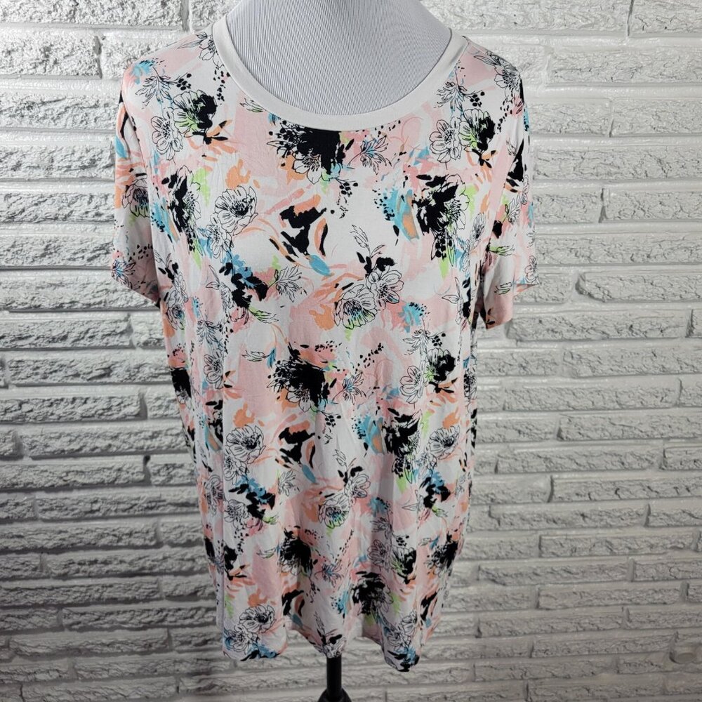 Torrid Super Soft Knits Womens Top 1 1X Plus Tee Pink Floral Casual FLO40E